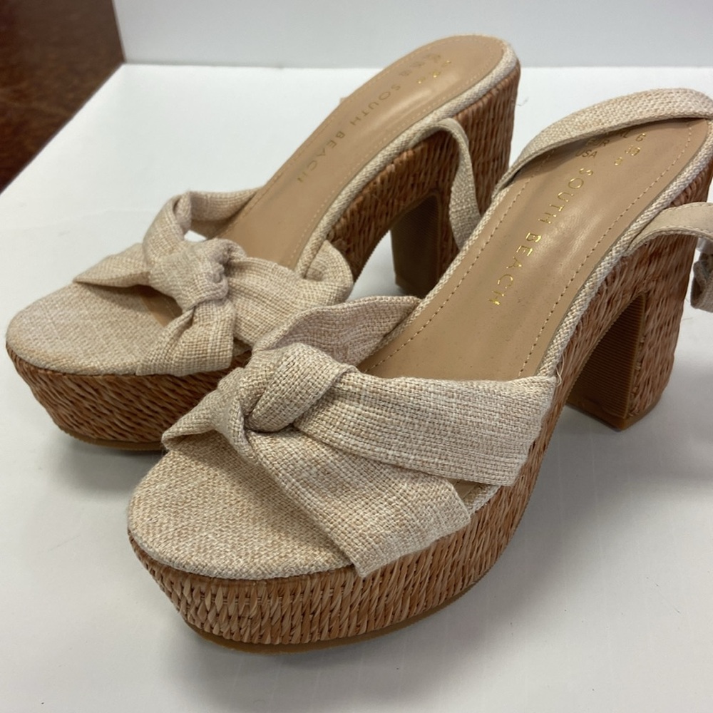 Wedge heels image 2